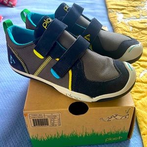 With box, nearly new. Plae Ty sneakers sz 2.5 youth